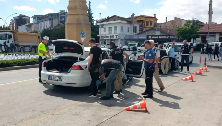 Çorum’da Şok Uygulamalarda 6 Kişi Yakalandı, Çok Sayıda Silah ve Uyuşturucu Ele Geçirildi